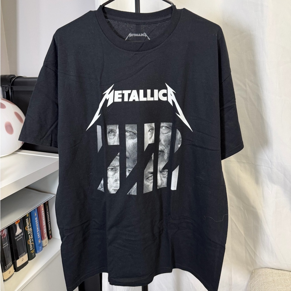 Metallica Black Graphic T-Shirt